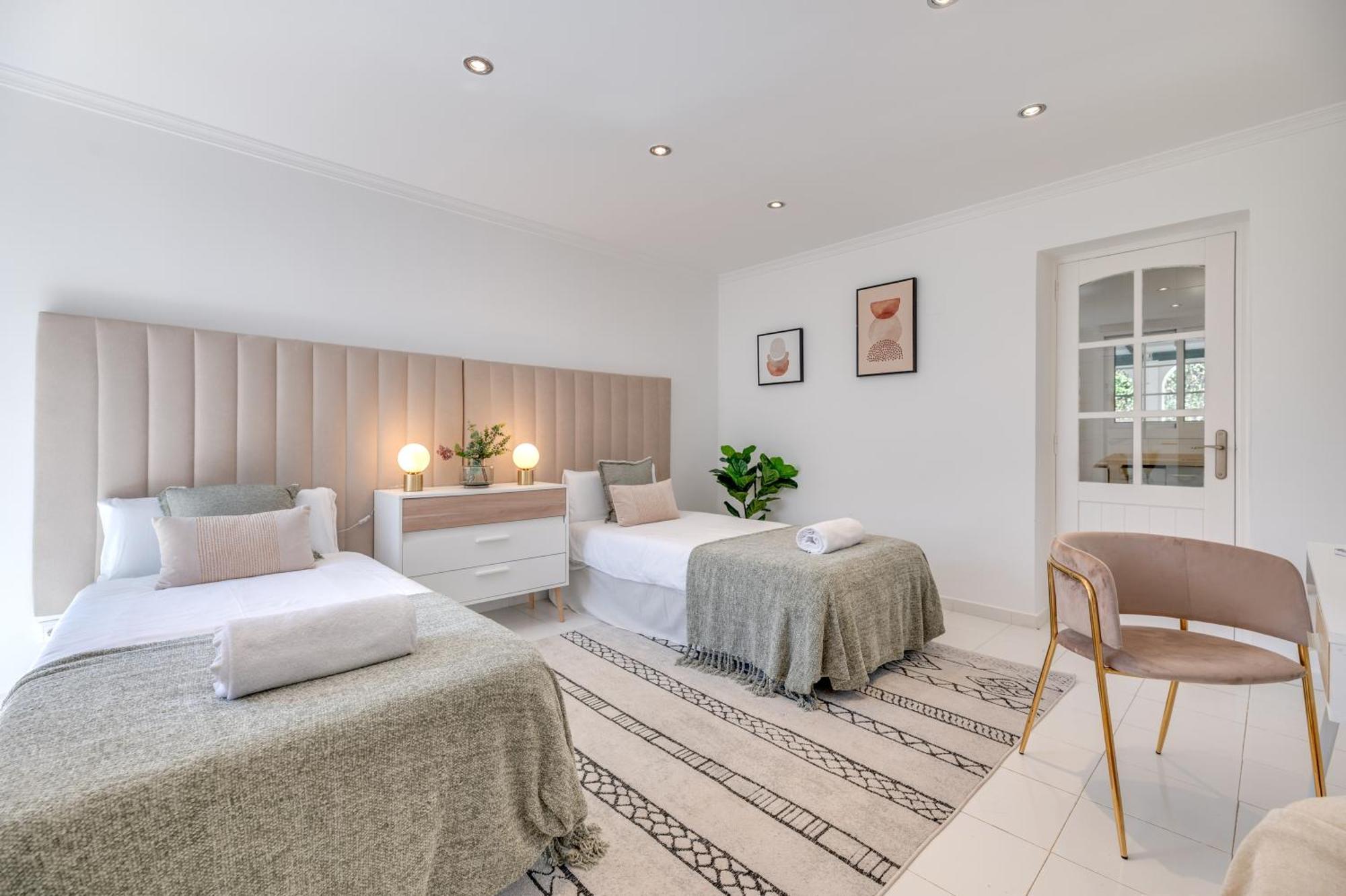 Vacation Marbella I Villa Faldo, Golf Valley, Private Pool, 24H Security, 10 Min From The Marina Екстериор снимка